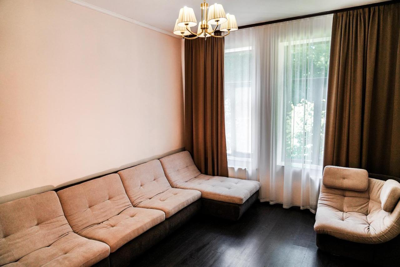 Alex Hotel Odessa Buitenkant foto
